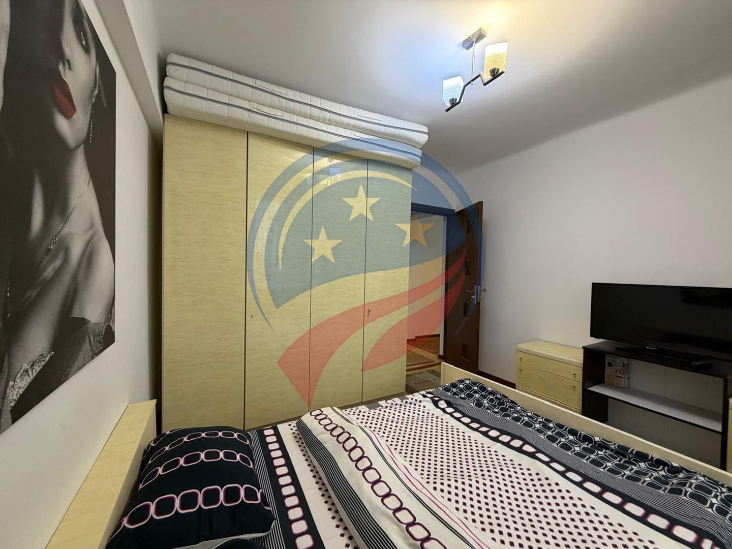 CHIRIE APARTAMENT 2 CAMERE LANGA PRIMARIE - Poză 1