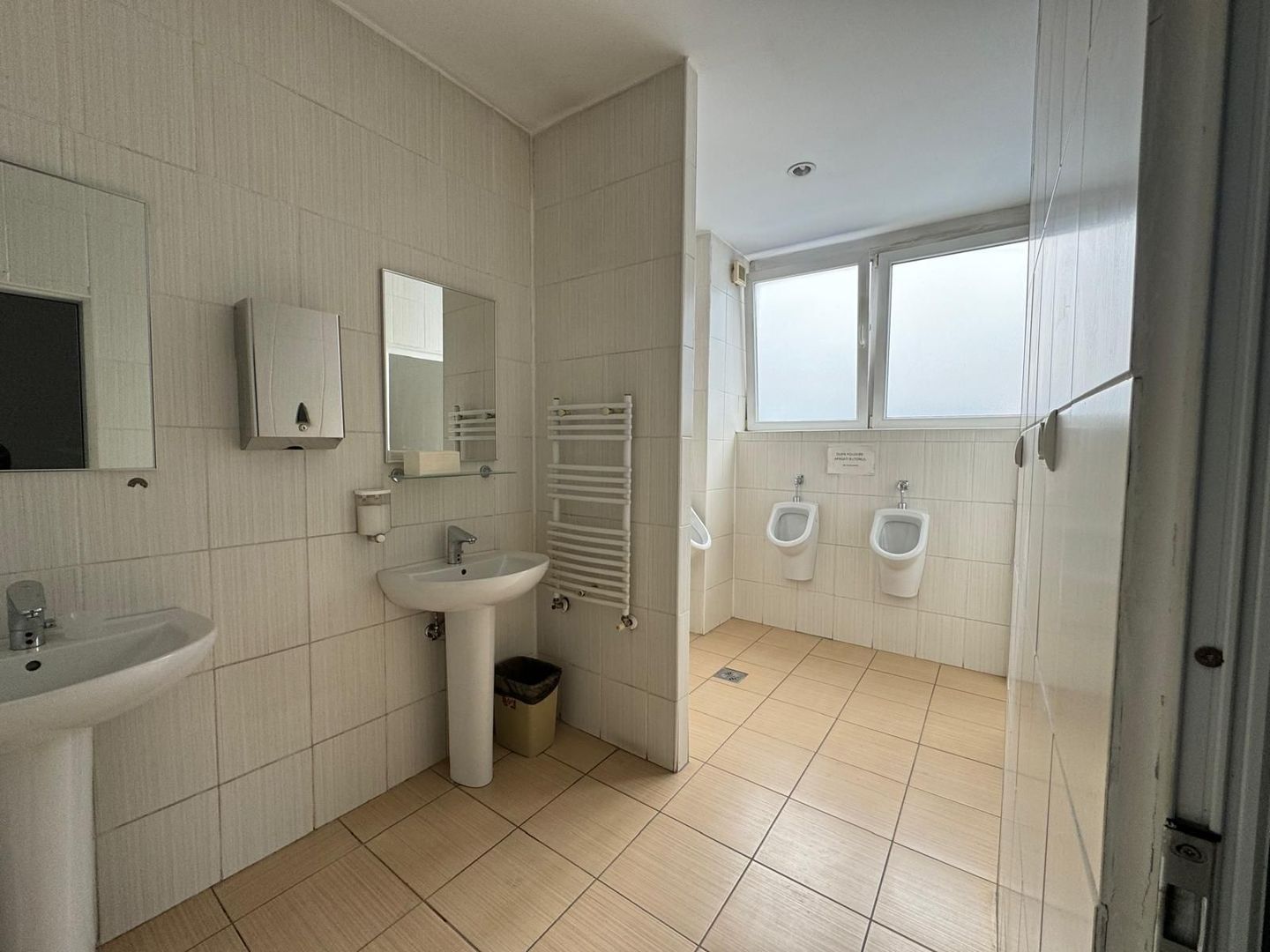 Spatiu de birouri de inchiriat | 20 parcari | Zona strazii Fabricii - Poză 8