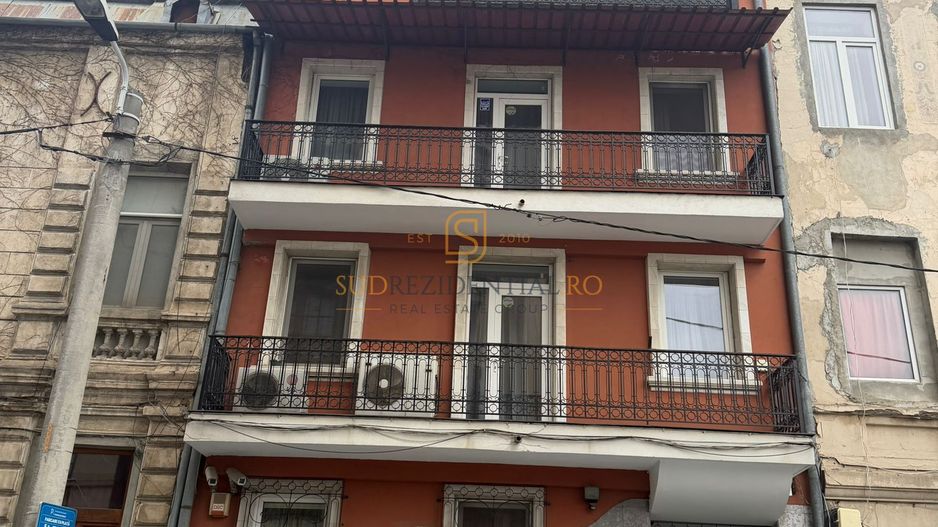 Cladire birouri ultracentral - multiple destinatii ( office/clinica ) - Poză 2