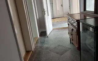 Casa de vanzare in Vladimirescu in zona primariei. - Poză 12