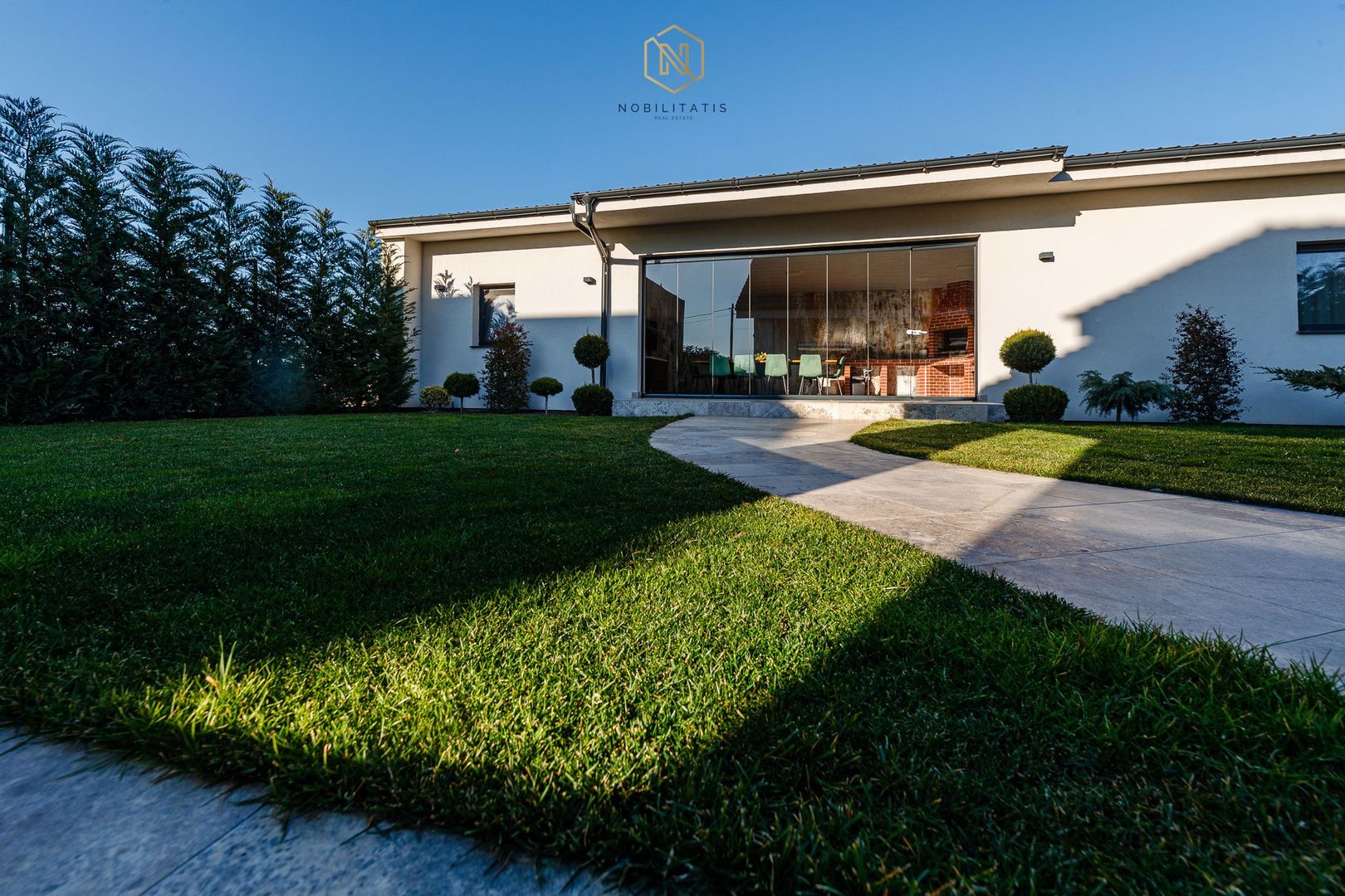 O Capodoperă Arhitecturală, Oferind Eleganță și Confort - Dumbravita - Poză 38