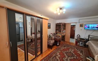 Garsoniera, Suprafata 30.5 mp, Etaj 7,  Zona Cetate - Poză 1