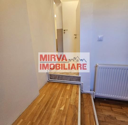🏢 Spațiu de birouri – 5 camere, 3 băi – Mansardă vilă, Central - Poză 36