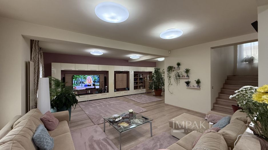 Casa deosebita 6 camere Faget cu teren generos de 1100 m2 - Poză 12