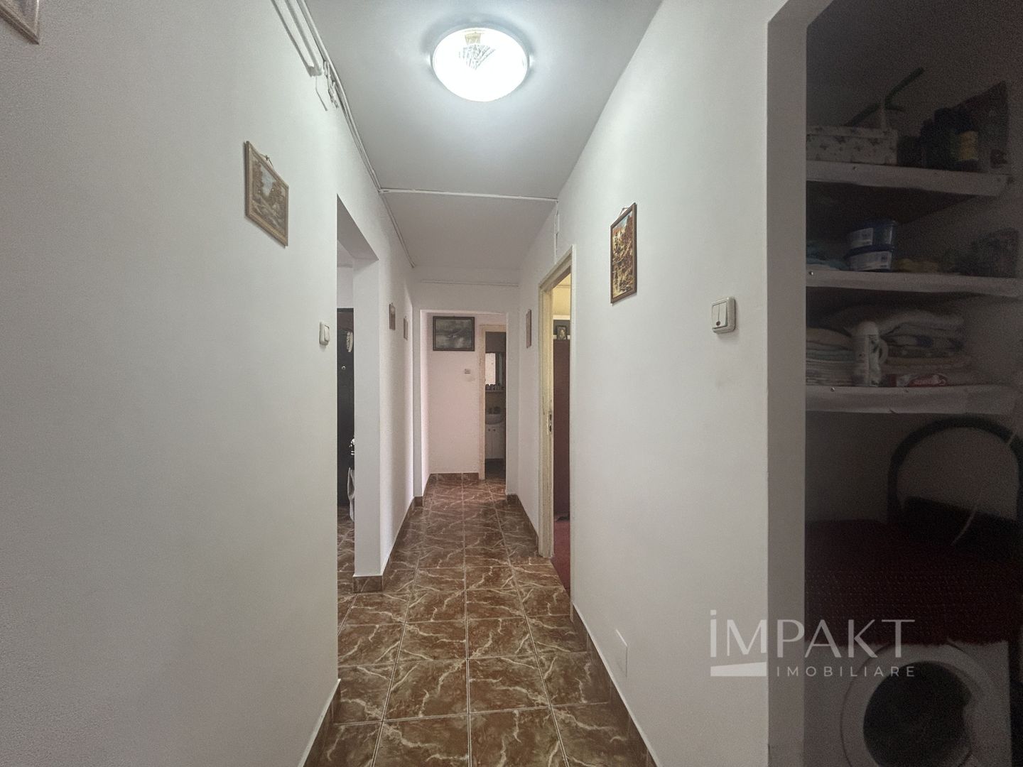 Vanzare apartament cu 4 camere in zona Minerva! - Poză 18