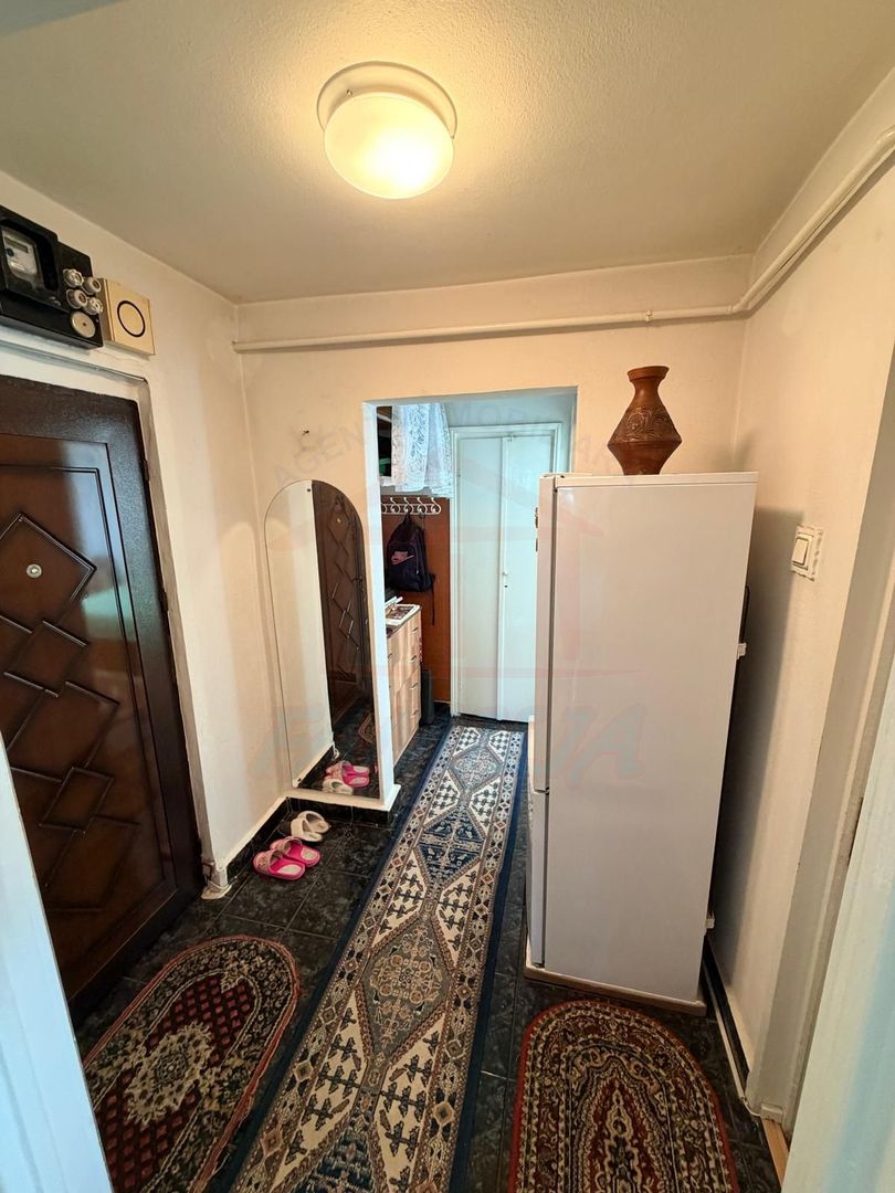 Vanzare apartament cu 4 camere in Micro 13, etaj 3, pret 65 000 euro - Poză 14