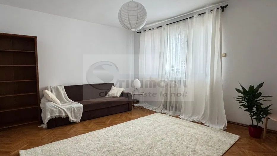Apartament 3 Camere - Zona Copou- Super Copou - 700 Euro - Poză 1