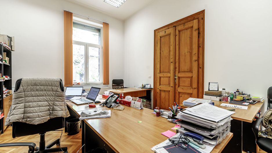 Proprietate Vândută! Spațiu de birouri pe strada Coșbuc. - Poză 2