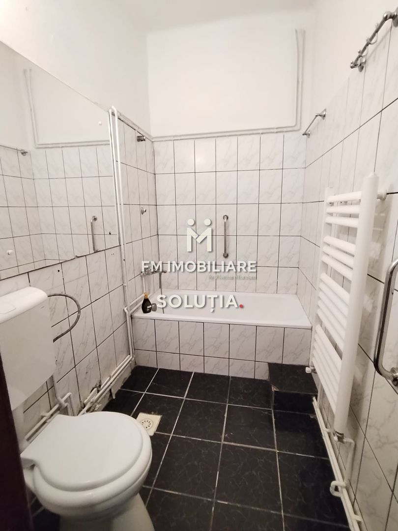 Apartament 4 camere de ÎNCHIRIAT– Str. 22 Decembrie, Baia Mare - Poză 11