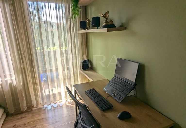 Apartament cu 3 camere, 2 balcoane și 2 locuri de parcare – Borhanci - Poză 3