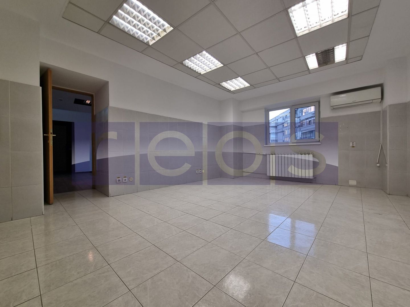 VANZARE SPATIU COMERCIAL | 15 CAMERE | ZONA UNIRII - Poză 32