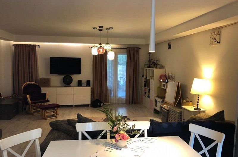 Vila mobilata si utilata, curte, terasa inchisa, parcare - Poză 19