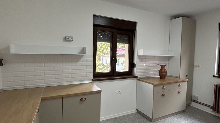 Apartament generos la casa,zona Bogdanestilor - Poză 35