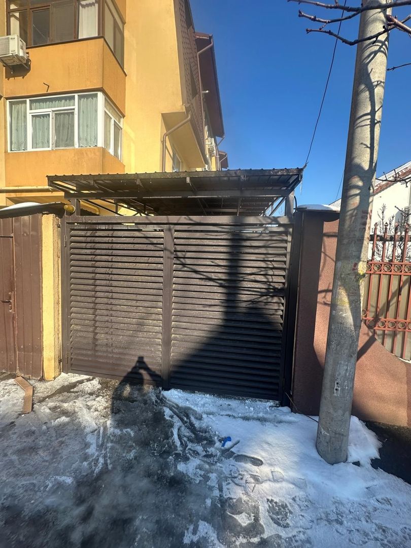 Aparatorii Patriei Ap. 3 Camere cu Gradina,ideal si pentru Spatiu Comercial - Poză 1