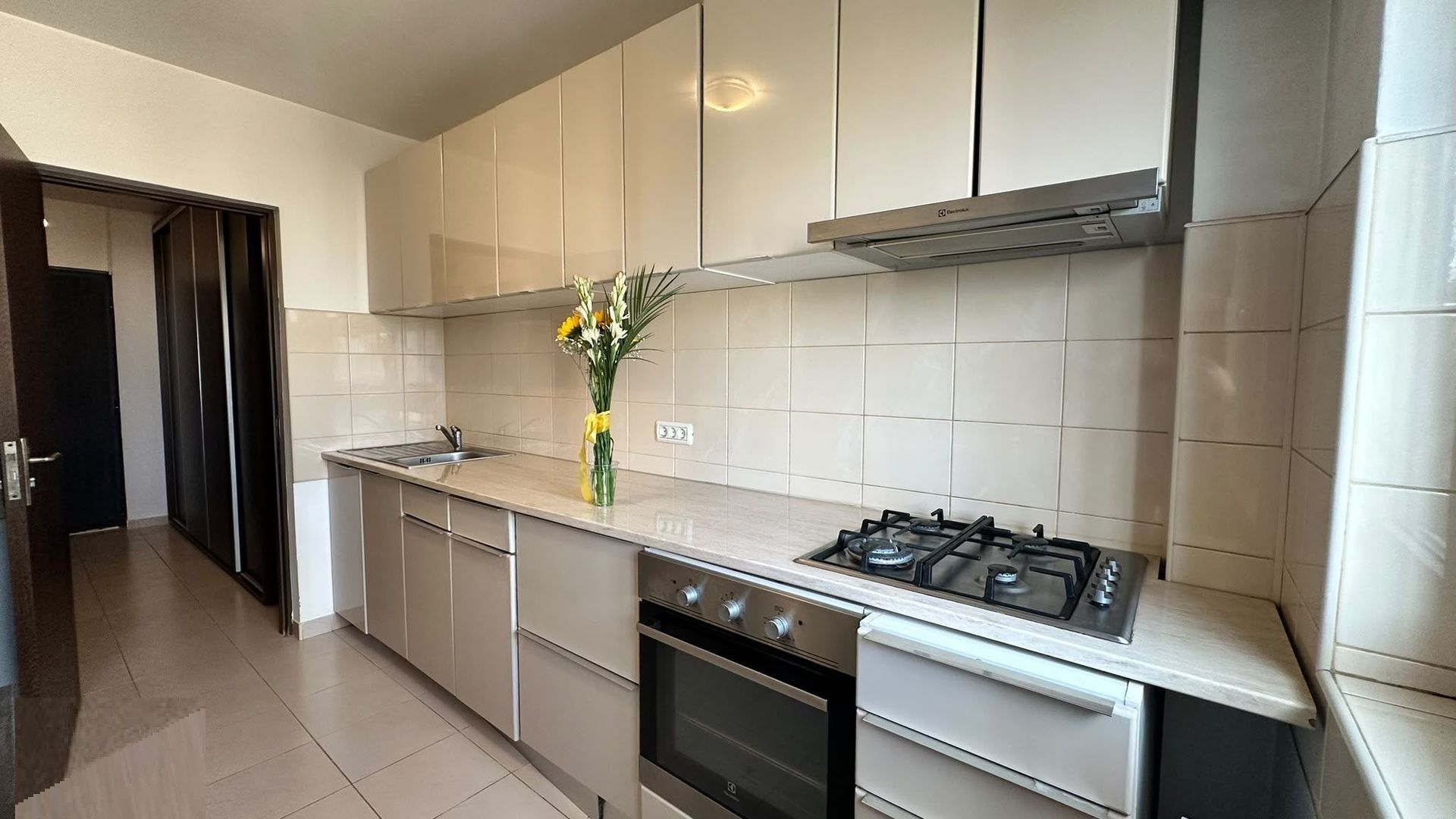Apartament  2 camere. Zona Parc Tineretului. - Poză 6