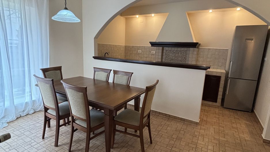 Vilă primitoare zona Modern - Poză 16