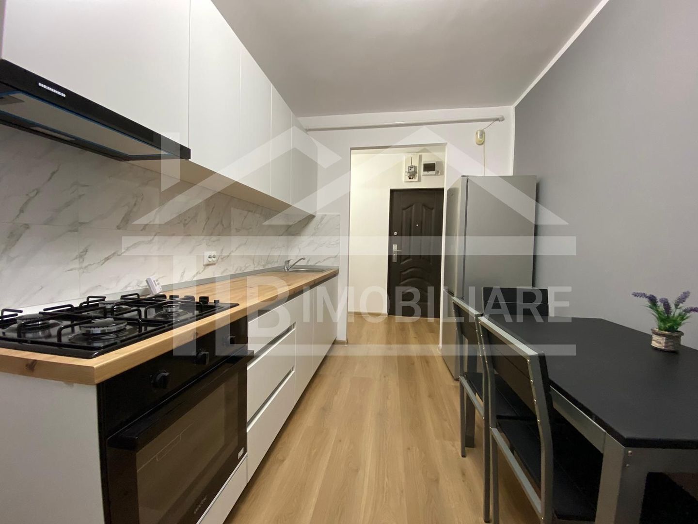 Apartament cu 2 camere, 50 mp, decomandat, Zona Fortuna - Poză 6