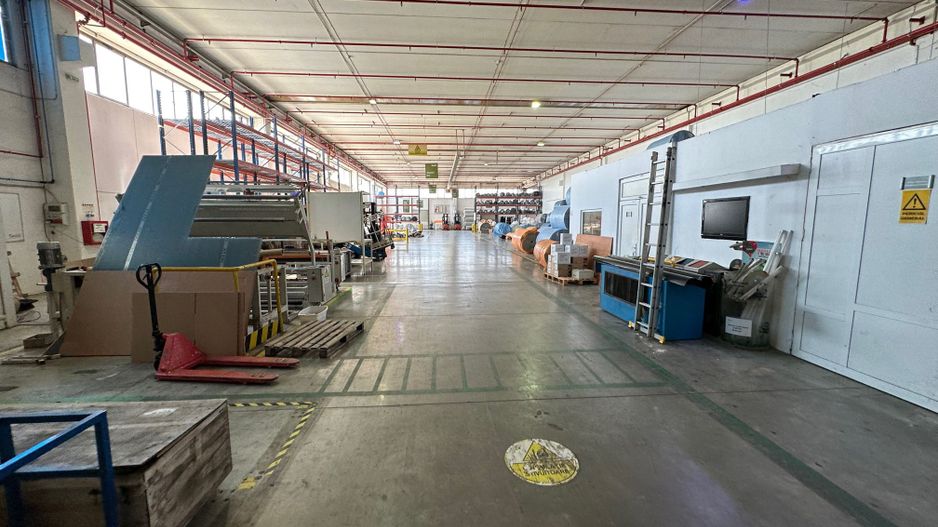 Hala de productie in Calea Sagului - Poză 31