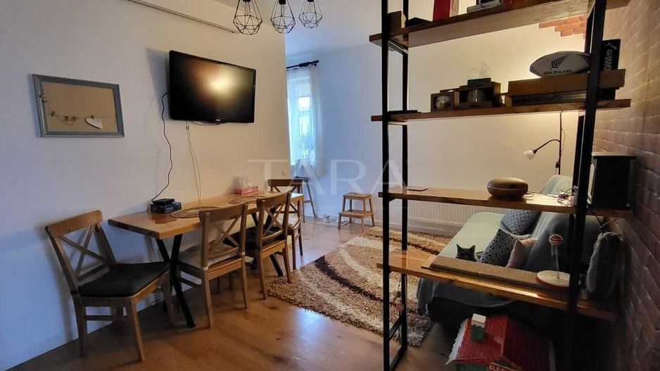 Apartament 3 camere – zonă centrală - Poză 2