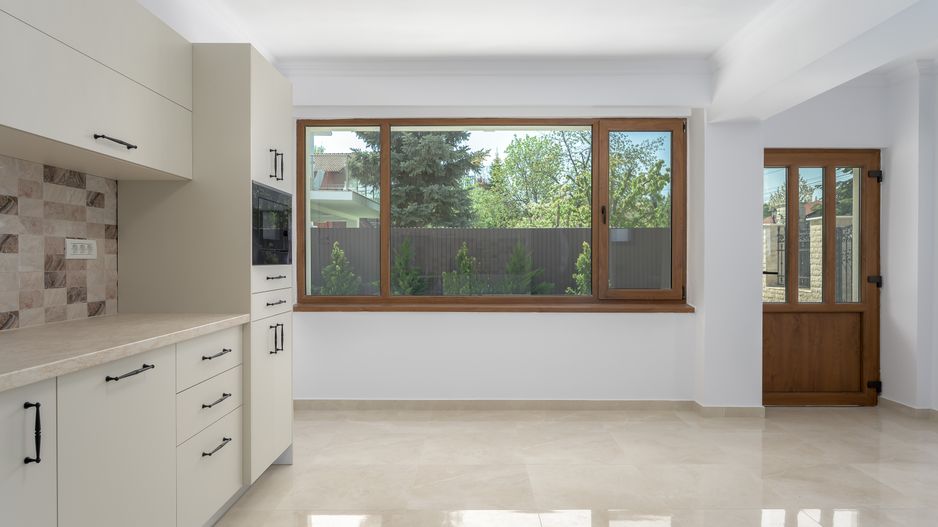 Vilă de inchiriat renovata recent, 1000 mp teren,  terasa de vara - Poză 5