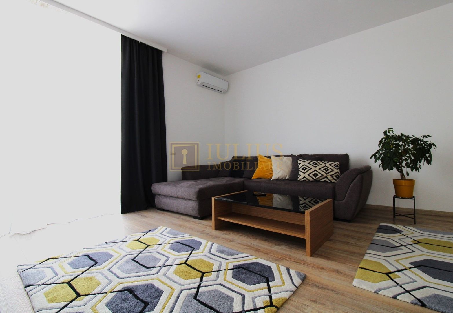 Vivalia -Take Ionescu; loc de parcare - Poză 8