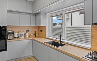 Casa individuală , 4 camere , 120 mp utili , strada Miorita ! - Poză 9