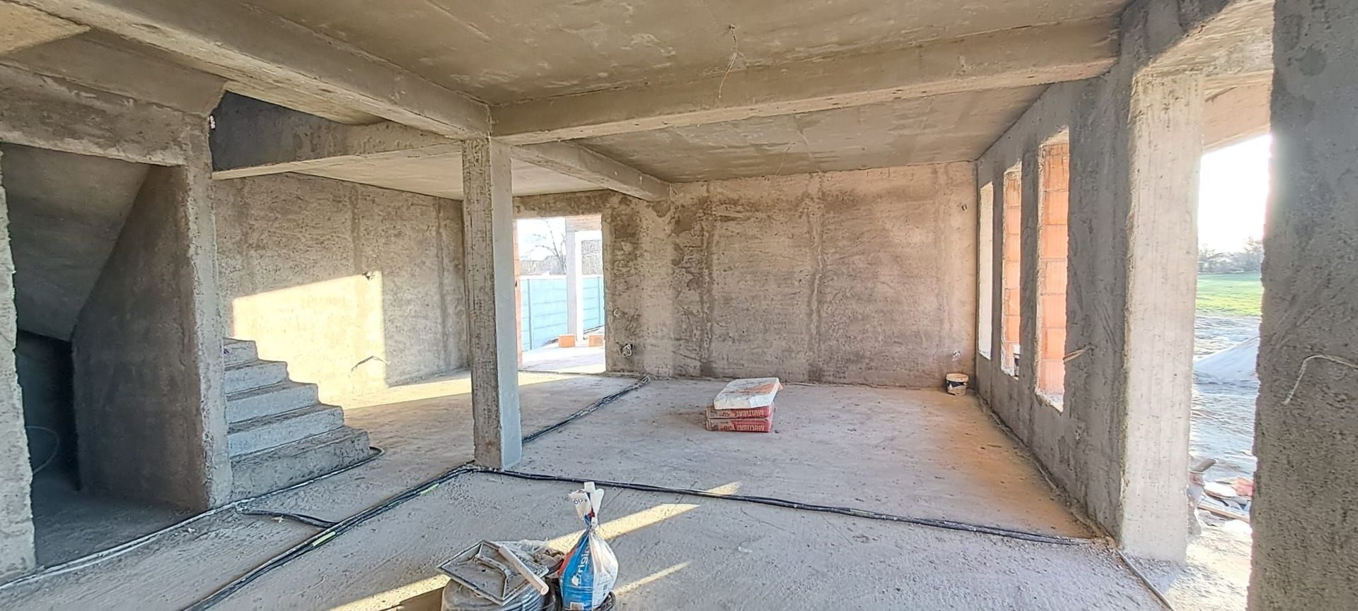 DRAGOMIRESTI VALE, CASA 4 CAMERE, teren 415 mp, utilitati, COMISION 0% - Poză 1