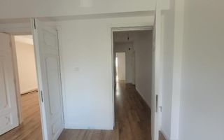 Apartament Parc Cismigiu 3 camere + living 110 mp - Poză 4