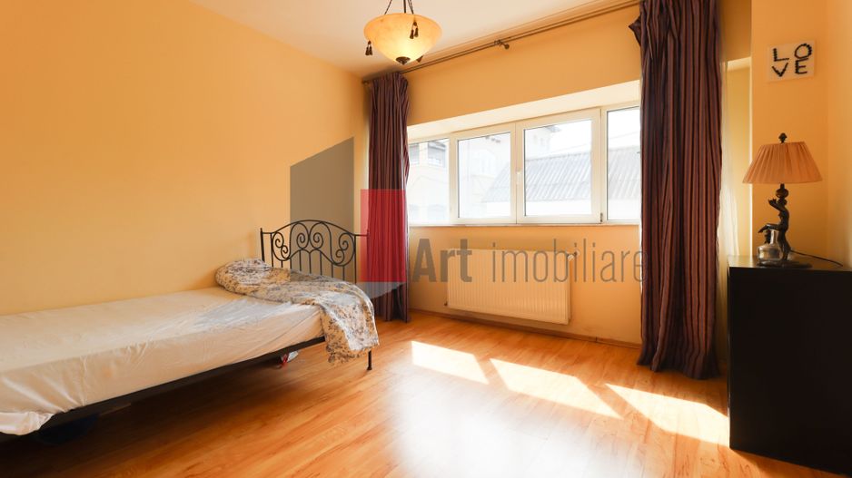 Apartamentul "BUTIKO", Calea Calarasilor-adiacent, bloc nou, GARAJ SUBTERAN - Poză 19