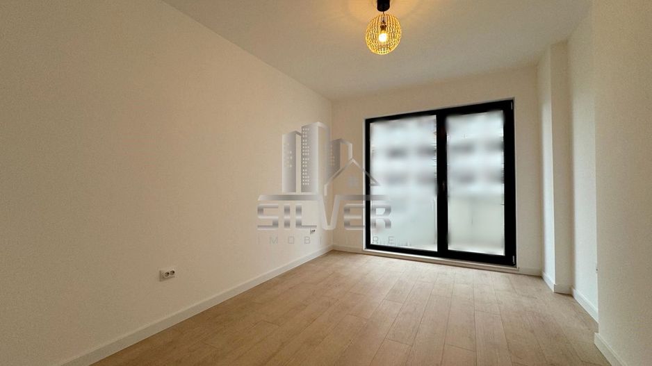 Apartament cu 2 camere/terasa 11 mp/ zona strazii Eroilor! - Poză 3