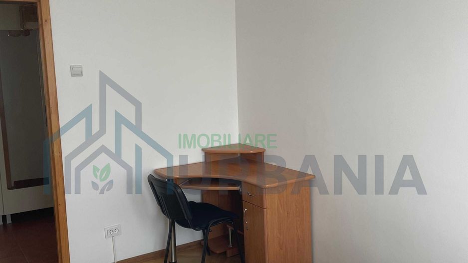 Proprietar inchiriez apartament 2 camere Alexandru cel Bun, Piata Voievozilor - Poză 3