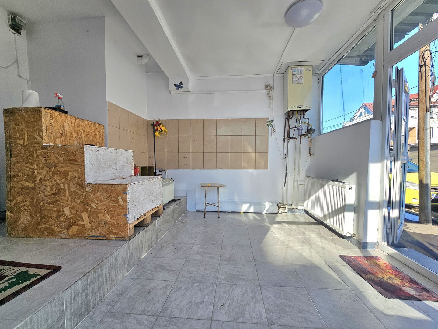 Spațiu comercial de inchiriat zona Inel 2 langa Cimitirul Central - Poză 2