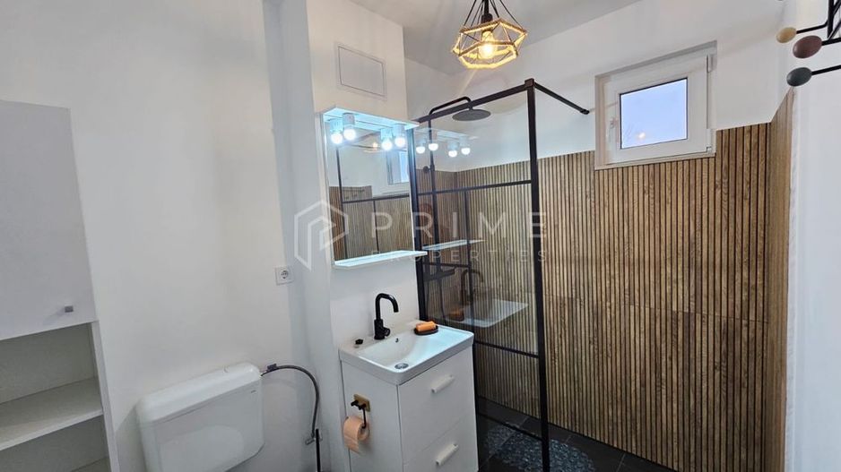 DE ÎNCHIRIAT: Apartament 3 Camere, Modern & Renovate Recent – Zona Tud - Poză 2