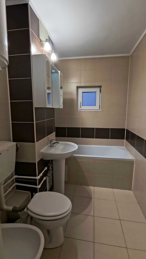 De inchiriat - Ap 4 camere - Piata 1 Mai/Ion Mihalache- Kiseleff - Poză 5