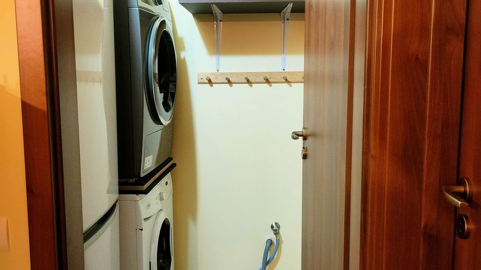 Apartament 3 camere, terasă, balcon închis, parcare - Poză 4