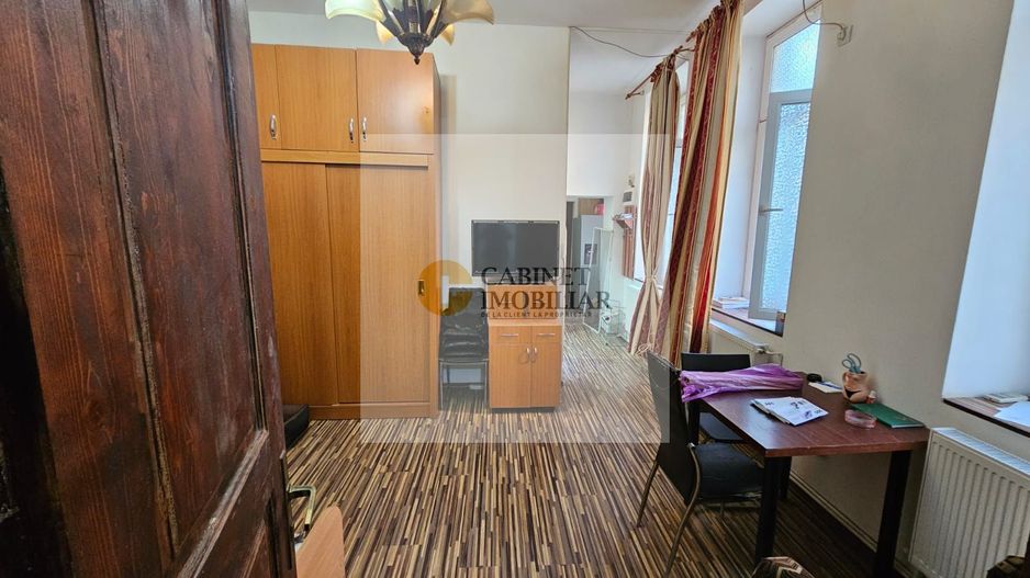 2 camere in vila  | Parter inalt | Unirii - Mantuleasa - Poză 4