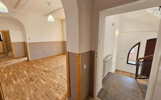 🏢 Spațiu de birouri modern – 5 camere, 3 băi – Zona Centrală, Ploieșt - Poză 24