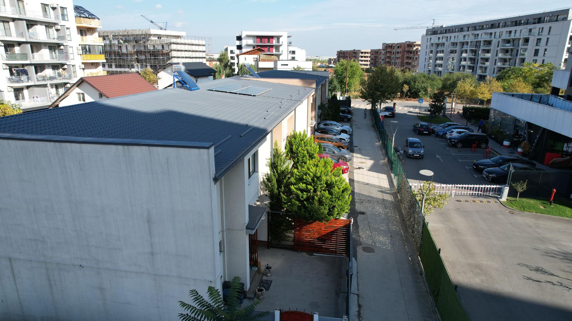 Casă / Vilă cu 4 camere de vânzare în zona Theodor Pallady - Poză 3