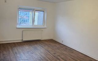 Apartament 3 camere decomandat, renovat, etaj 4, Str. Clopotari nr. 35, Nicolina 2, Iași - Poză 1