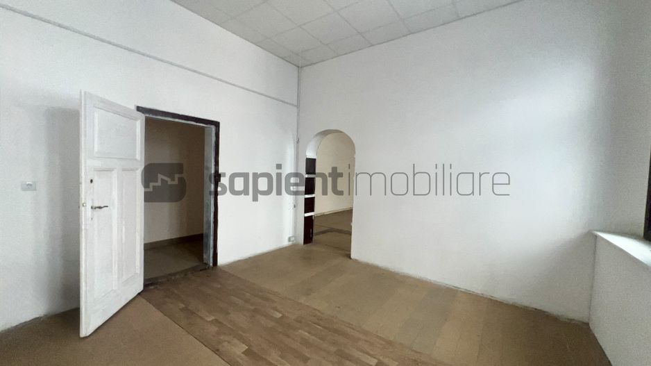 Spațiu comercial / birou ultracentral - Piața Ferdinand, Oradea - Poză 10