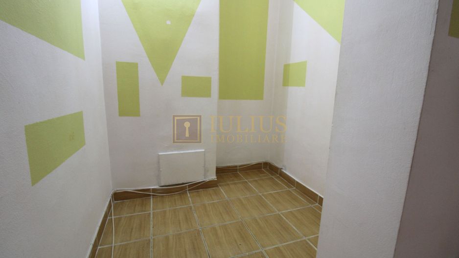 Apartament cu 3 camere, Bucovina-Torontalului - Poză 12