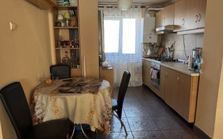 Apartament decomandat cu 4 camere, zona Minerva. - Poză 3