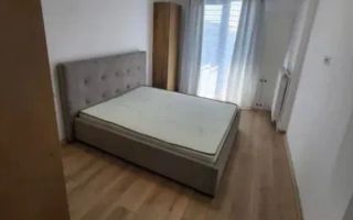 De vanzare apartament  cu 3 camere, Complex Crizantema, etaj 5, 135.000 E - Poză 5