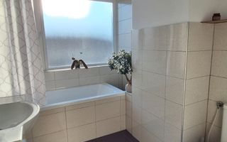Apartament 3 camere elegant, imobil nou, parcare inclusă - Poză 12