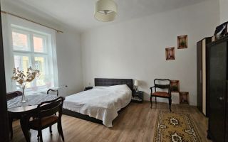 Apartament 2 camere 100 mp utili pivnita si pod zona Centrală-Lazaret - Poză 3