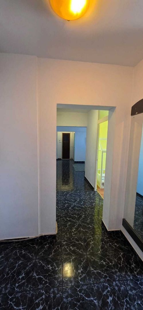 Apartament 3 camere zona 1 Decembrie 1918 -  Piata Minis - Poză 8