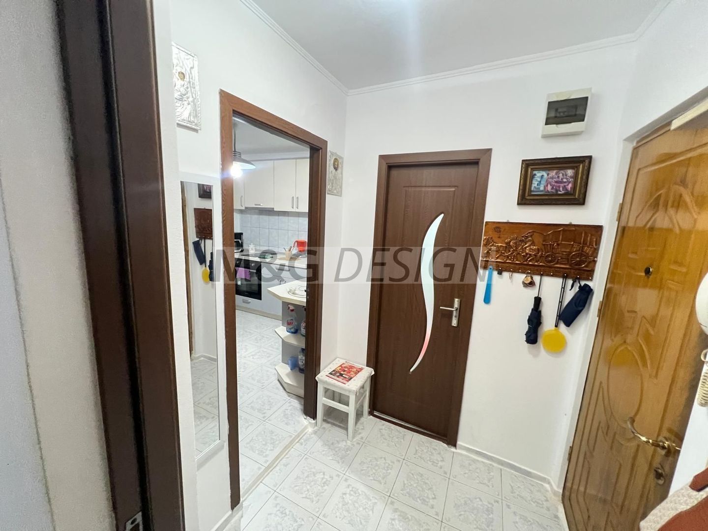 Inchiriez apartament o camera in Buziasului - Poză 7
