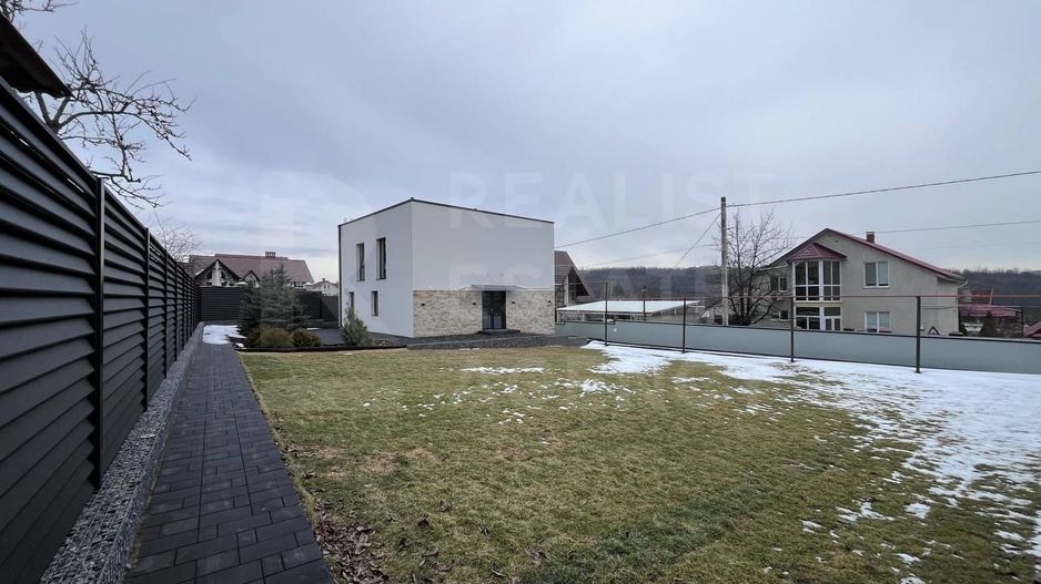 Vânzare, Hi-Tech, 2 nivele, 3 camere, strada Vielor, Tohatin - Poză 3