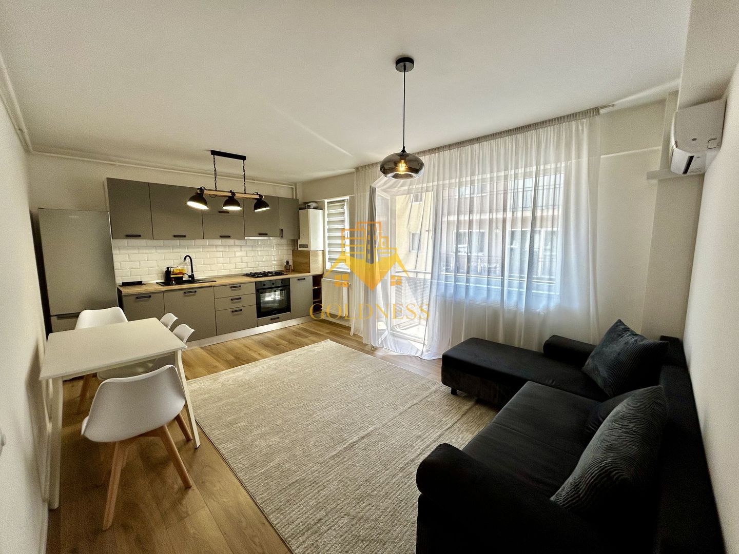 3 camere open space, Parcare, Modern, Kik, Zona Florilor, Floresti - Poză 1