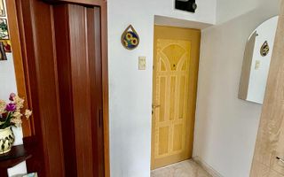 Nicolina 1 Apartament 2 Camere Decomandat  Etaj Intermediar - Poză 5